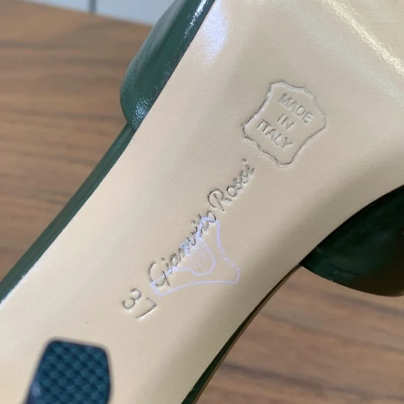 Durable Gianvito Rossi Sandals 12361