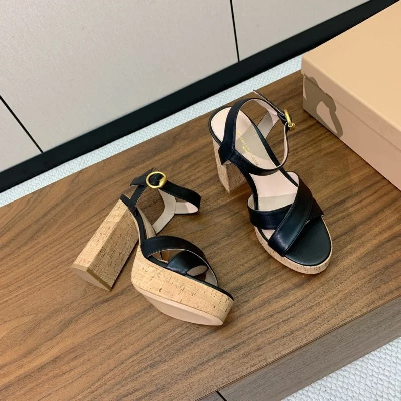 Gianvito Rossi Sandals FashionForward 12381