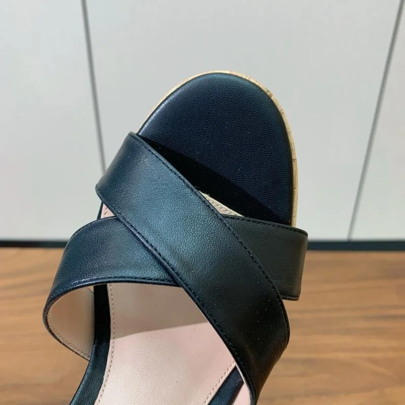 Gianvito Rossi Sandals FashionForward 12381