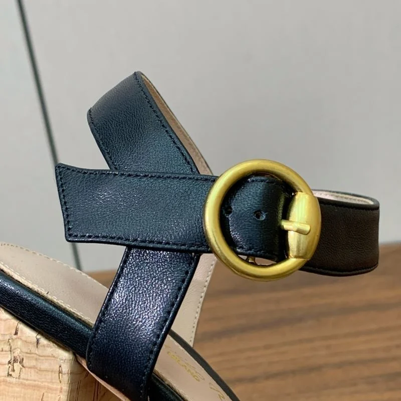 Gianvito Rossi Sandals FashionForward 12381