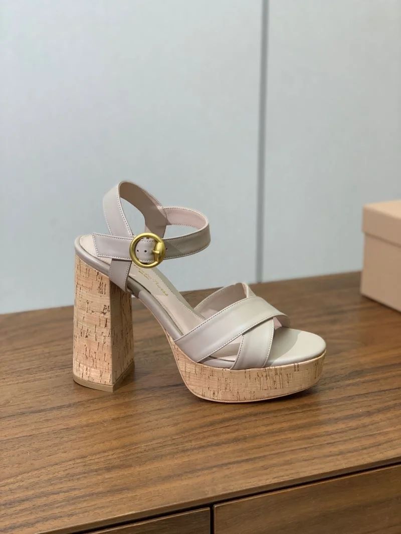 AllSeason Gianvito Rossi Sandals 12359