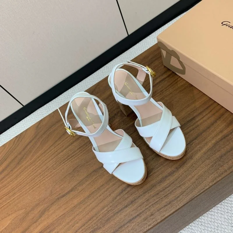 Elegant Gianvito Rossi Sandals 12367