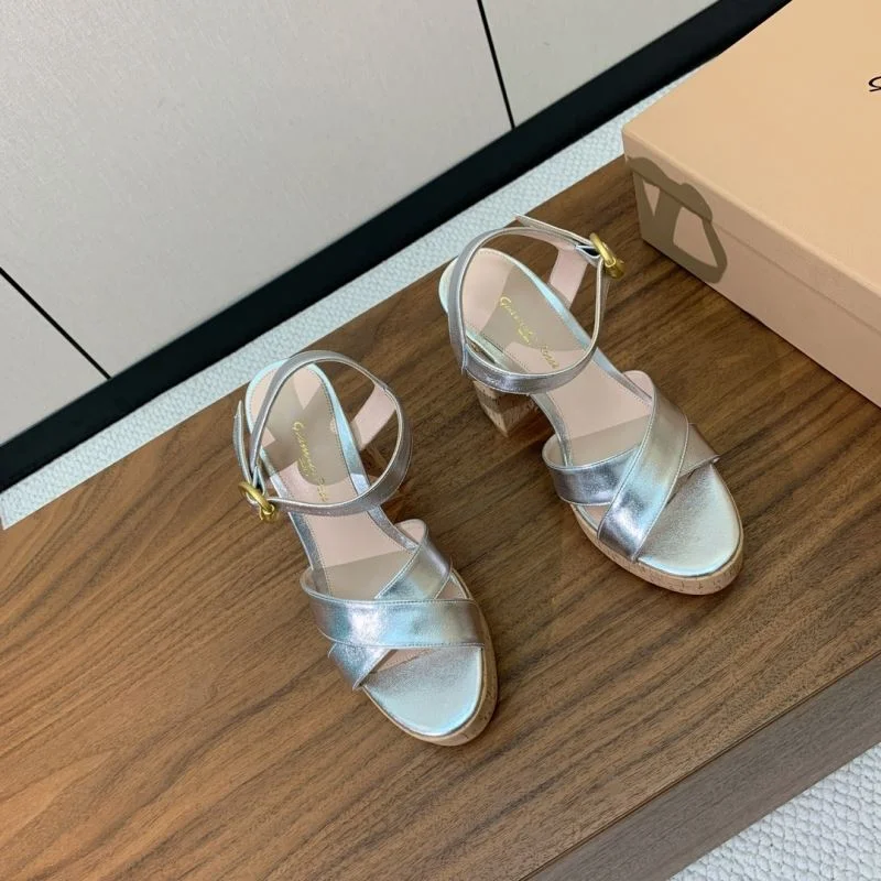 Gianvito Rossi Sandals Sleek 12364