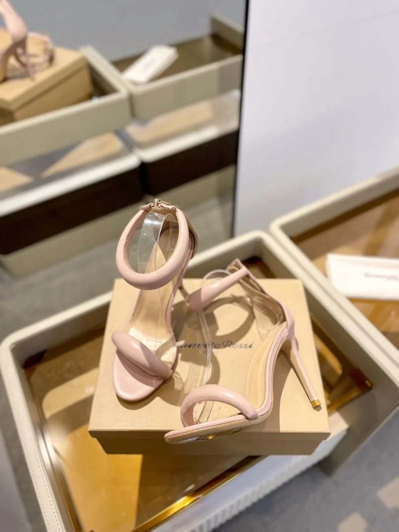 Chic Gianvito Rossi Sandals 10086