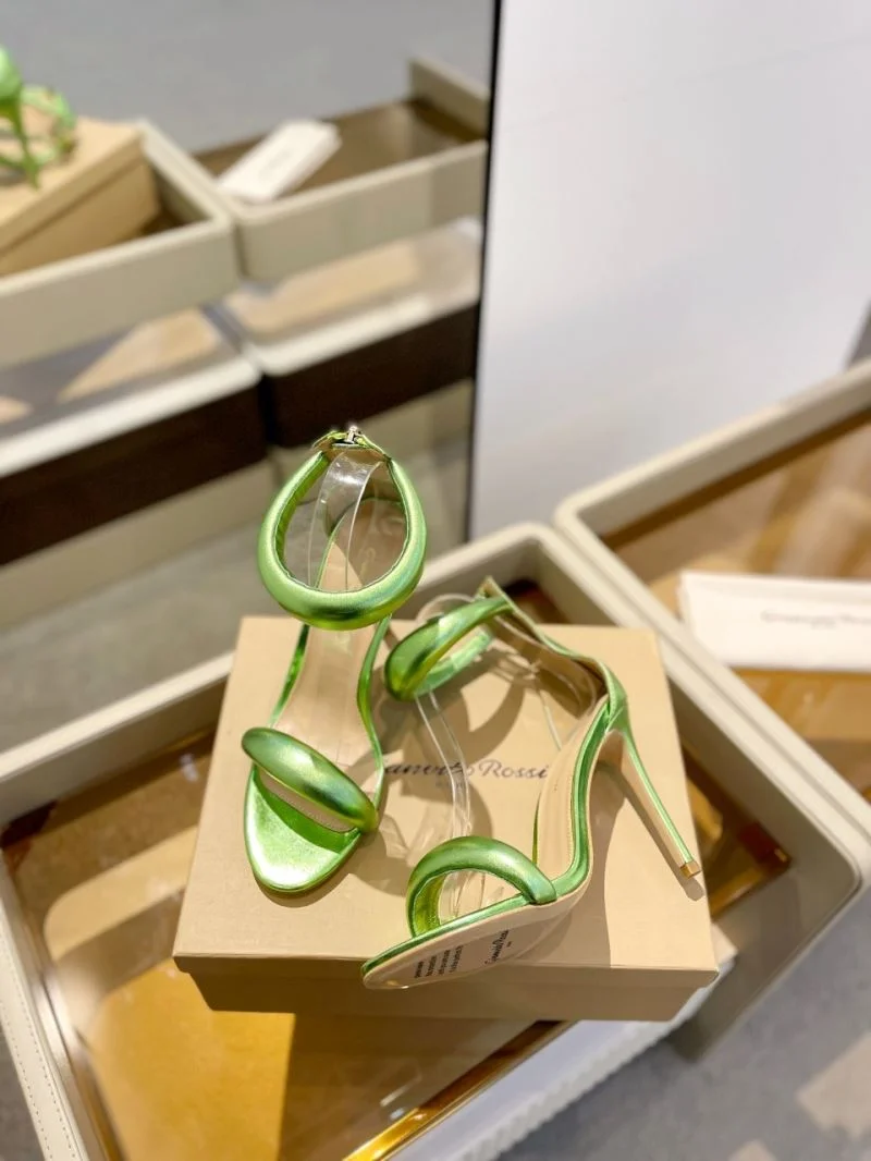 NewStyle Gianvito Rossi Sandals 10076