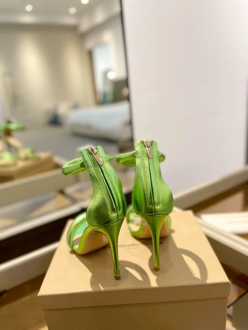 NewStyle Gianvito Rossi Sandals 10076
