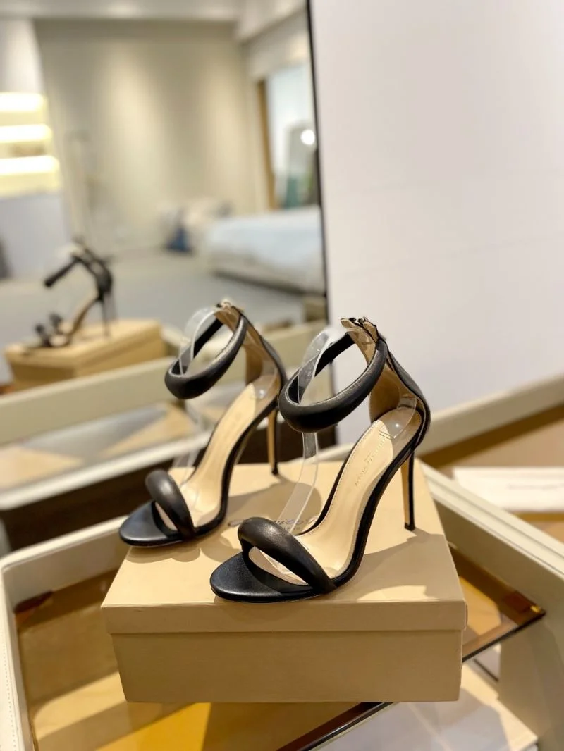 SmoothTexture Gianvito Rossi Sandals 10077