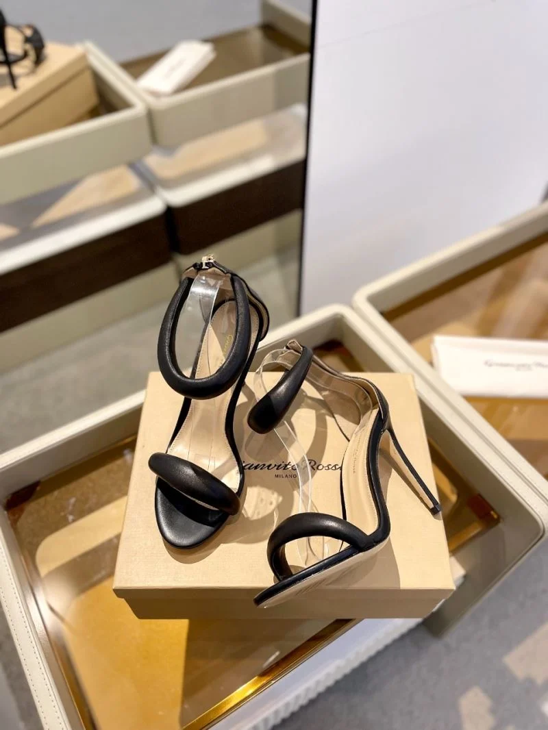 SmoothTexture Gianvito Rossi Sandals 10077