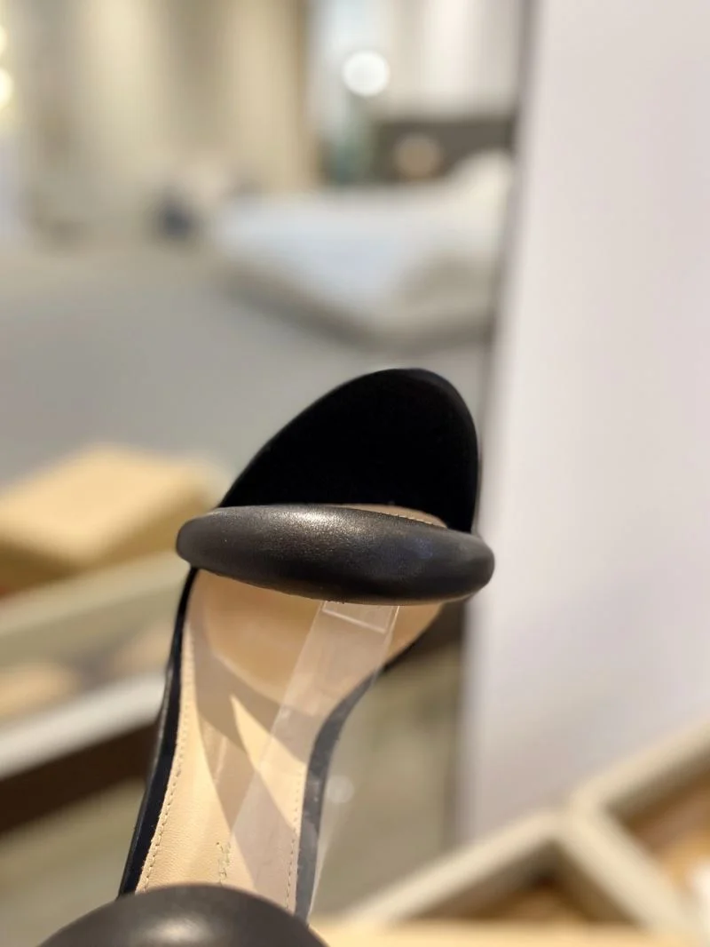 SmoothTexture Gianvito Rossi Sandals 10077