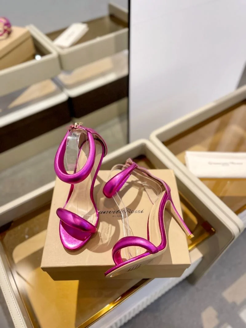 TopPick Gianvito Rossi Sandals 10116
