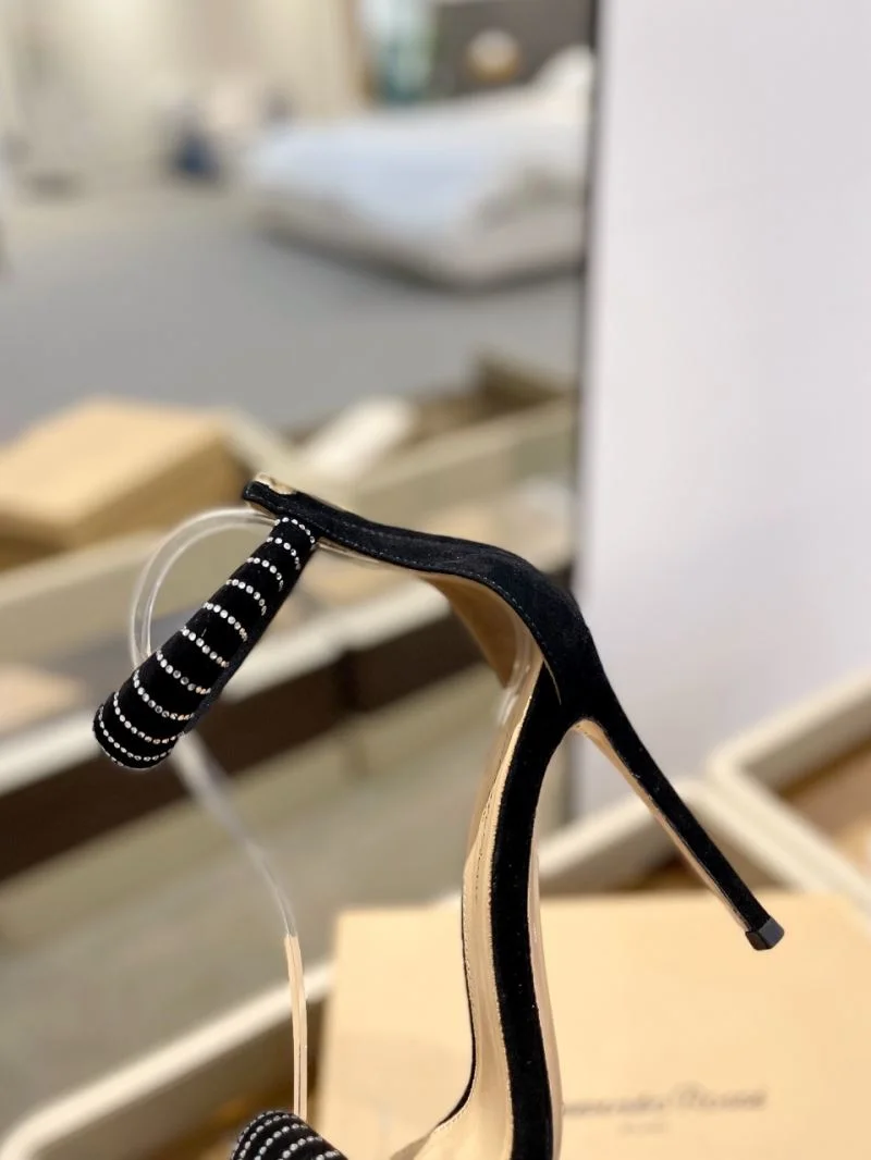 Trendy Gianvito Rossi Sandals 10061