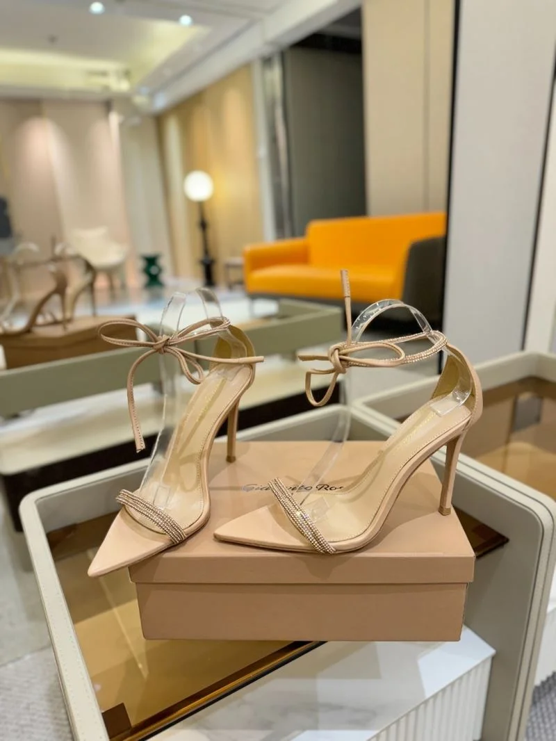 Gianvito Rossi Sandals Neat 10068