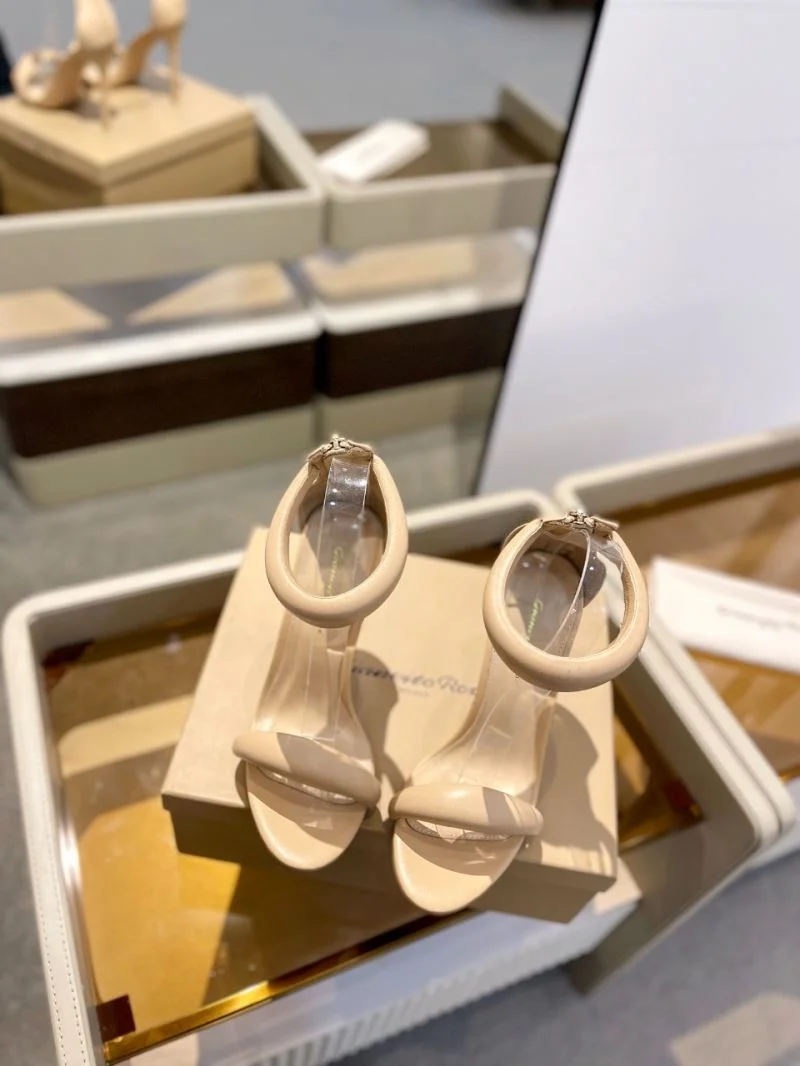 Gianvito Rossi Sandals Supportive 3935