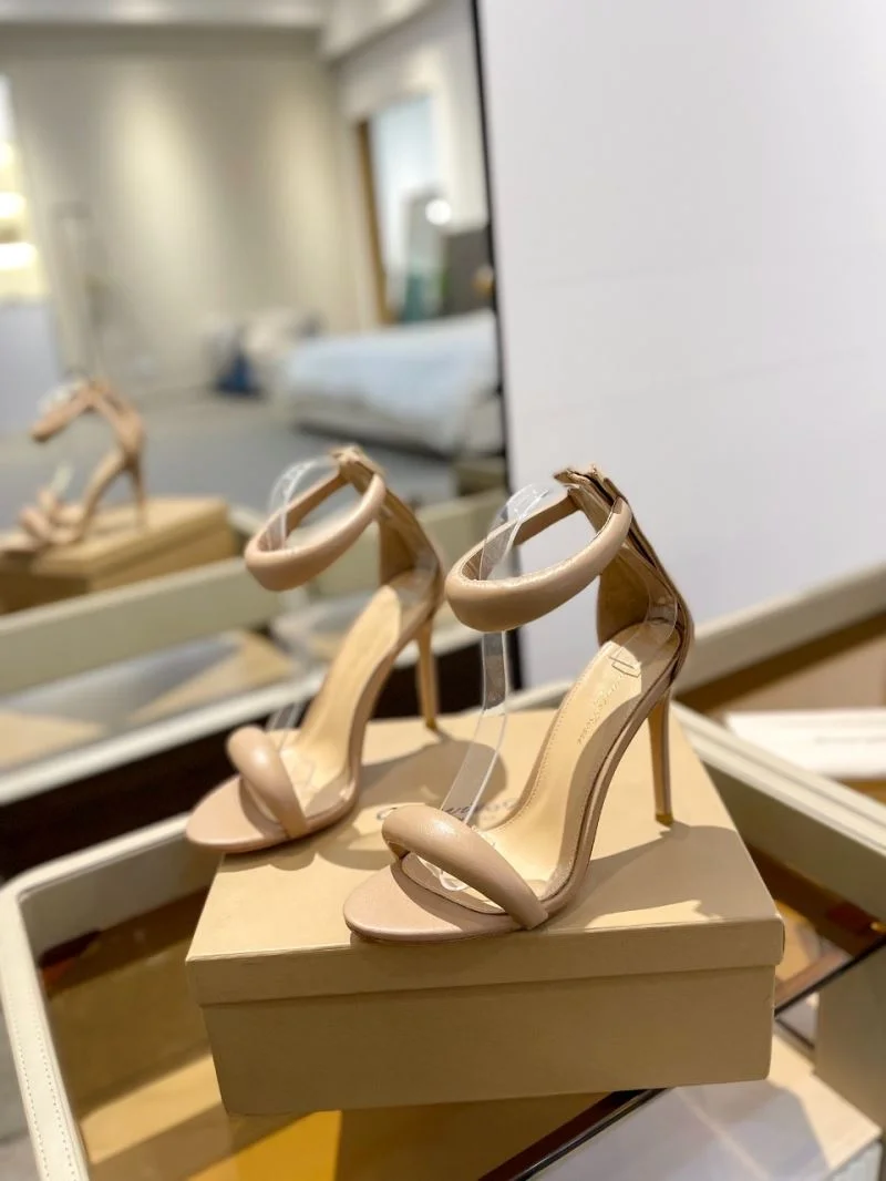 Gianvito Rossi Sandals Popular 10043