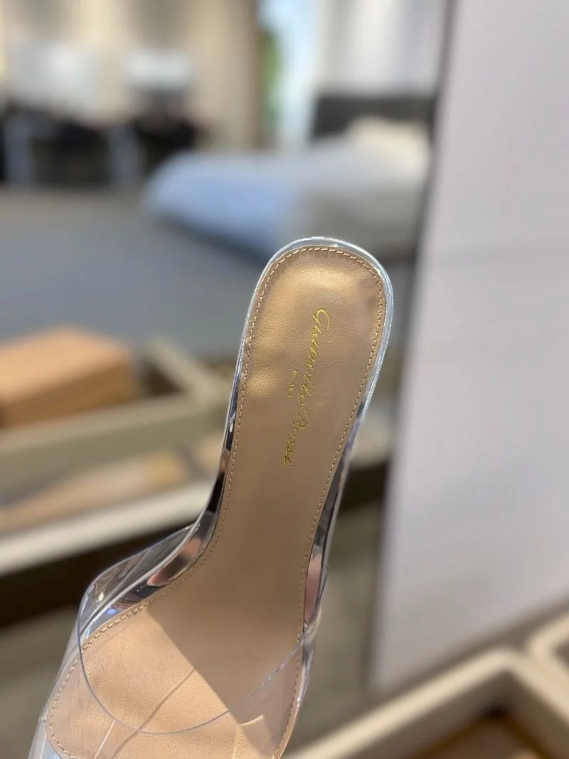 Lightweight Gianvito Rossi Sandals 10053