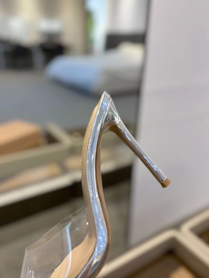 Lightweight Gianvito Rossi Sandals 10053