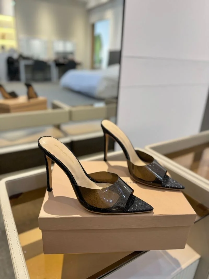 Youthful Gianvito Rossi Sandals 10055