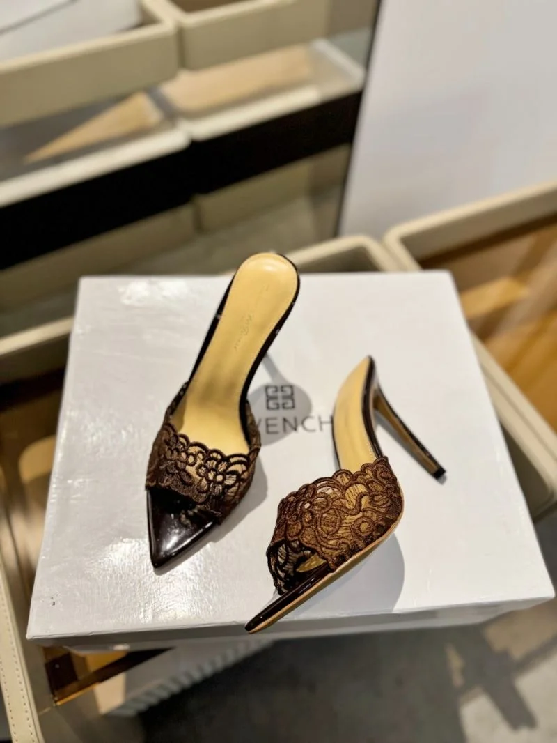 Gianvito Rossi Sandals Stylish 10057