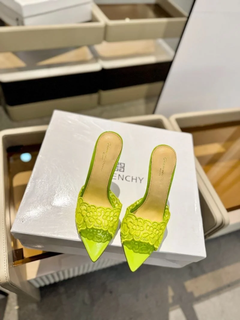 Gianvito Rossi Sandals Sporty 10028