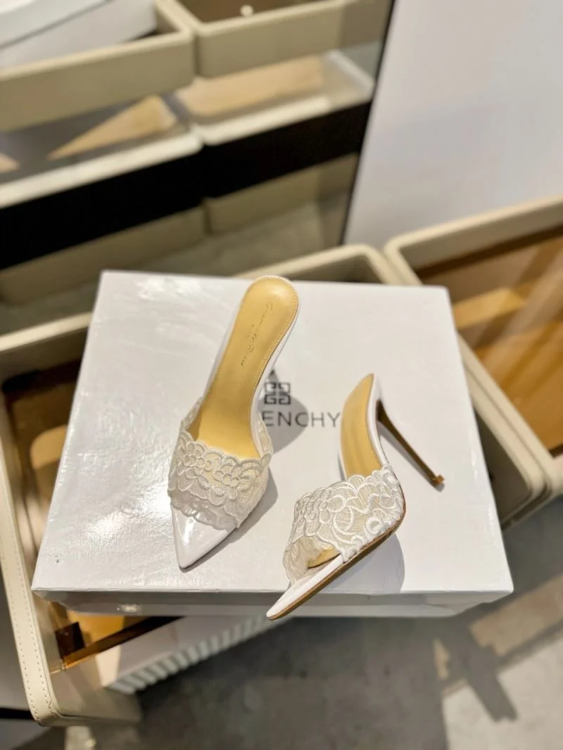 WellDesigned Gianvito Rossi Sandals 10024