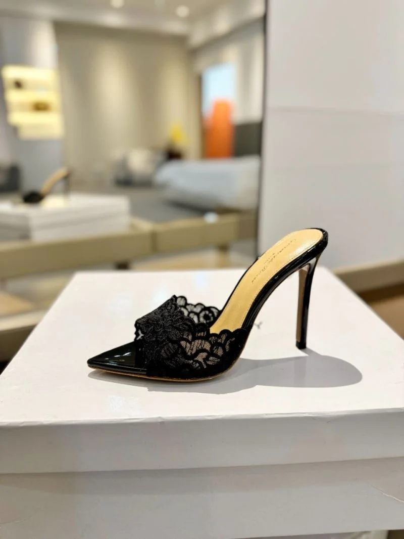 Gianvito Rossi Sandals Sophisticated 10052