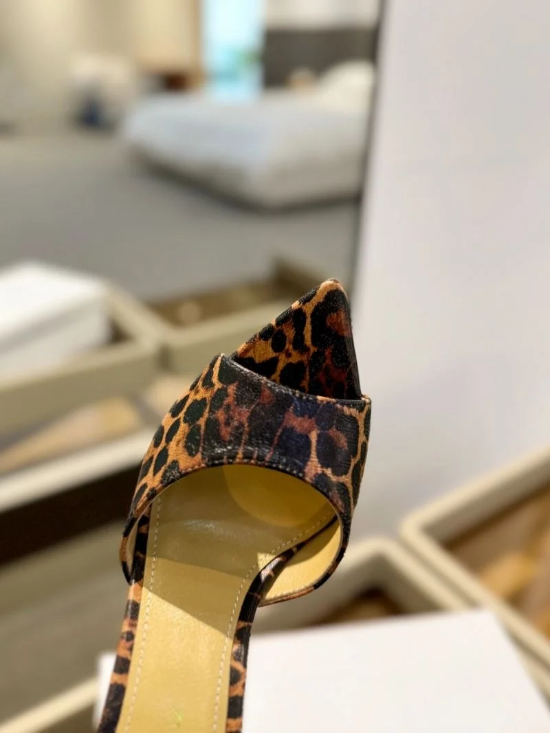 Youthful Gianvito Rossi Sandals 10022