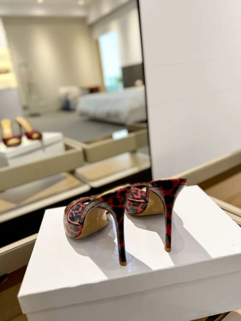 Gianvito Rossi Sandals Practical 10065