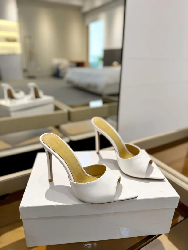 Gianvito Rossi Sandals Refined 10042