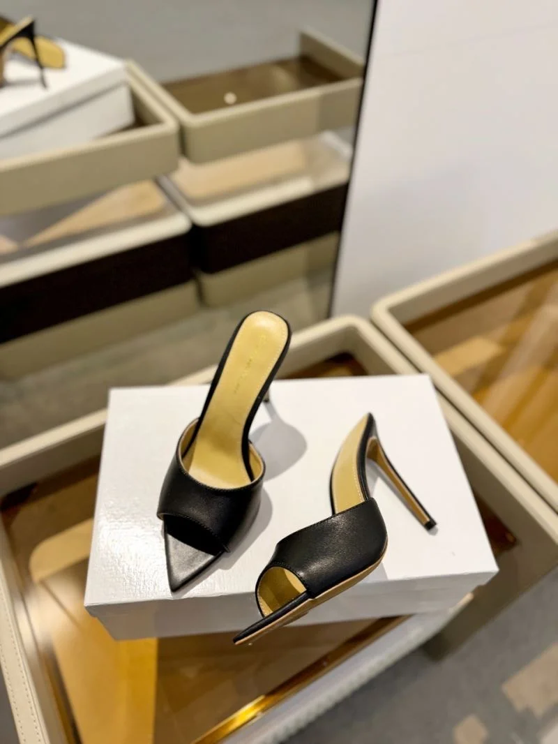 Sporty Gianvito Rossi Sandals 10018