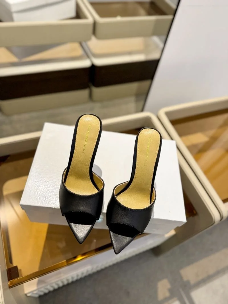 Sporty Gianvito Rossi Sandals 10018