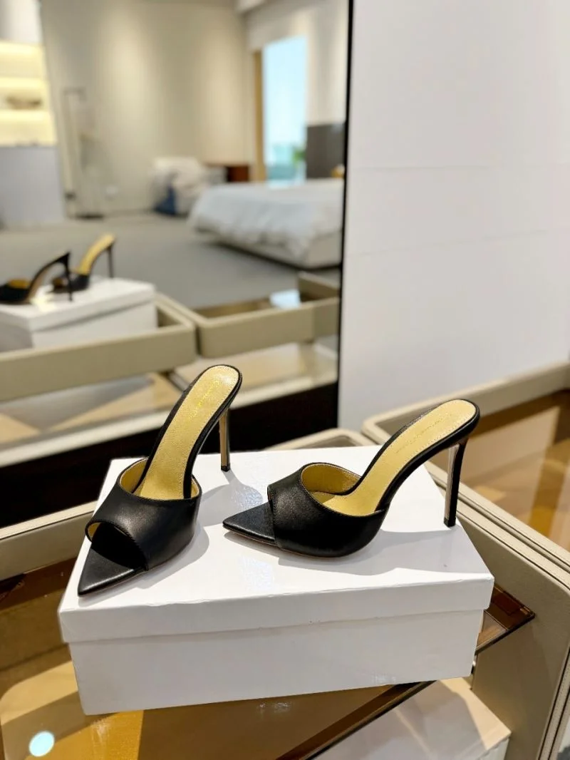 Sporty Gianvito Rossi Sandals 10018