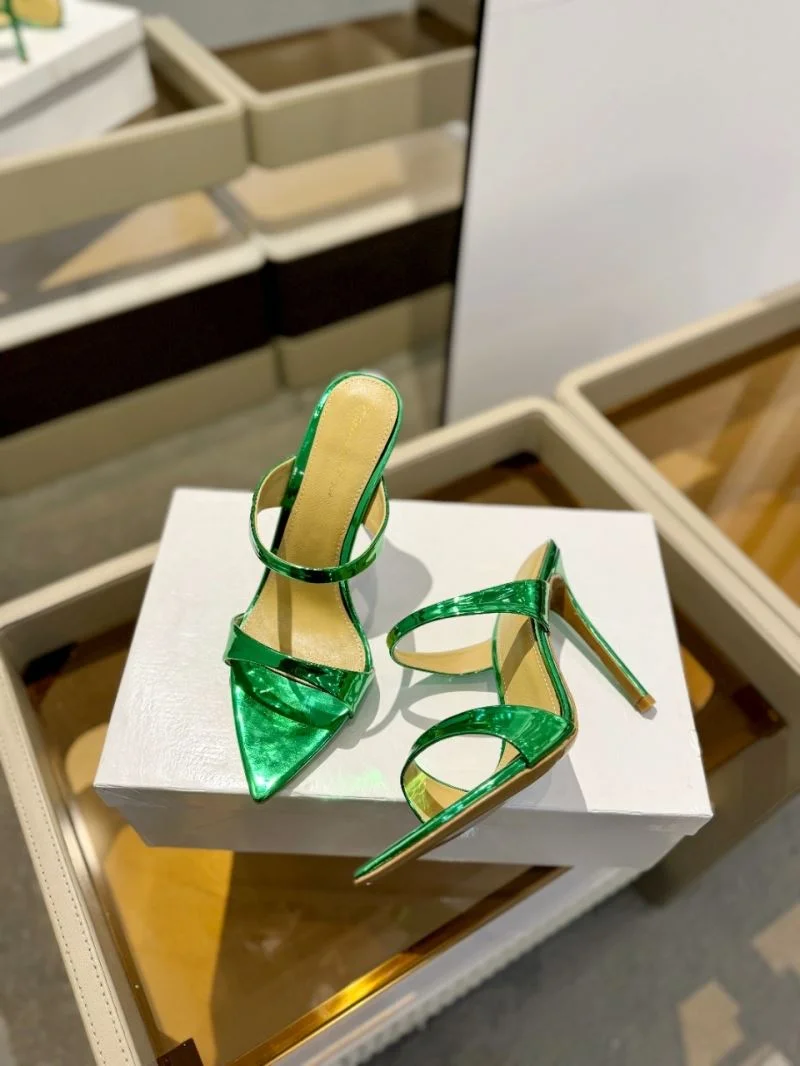 WrinkleFree Gianvito Rossi Sandals 10007