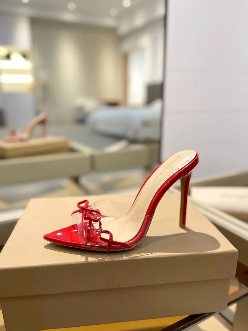 Gianvito Rossi Sandals Chic 10001