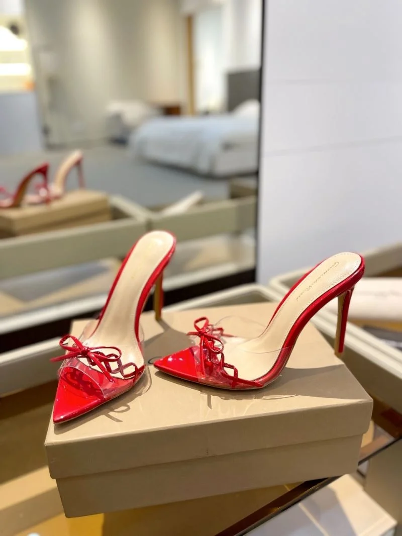 Gianvito Rossi Sandals Chic 10001