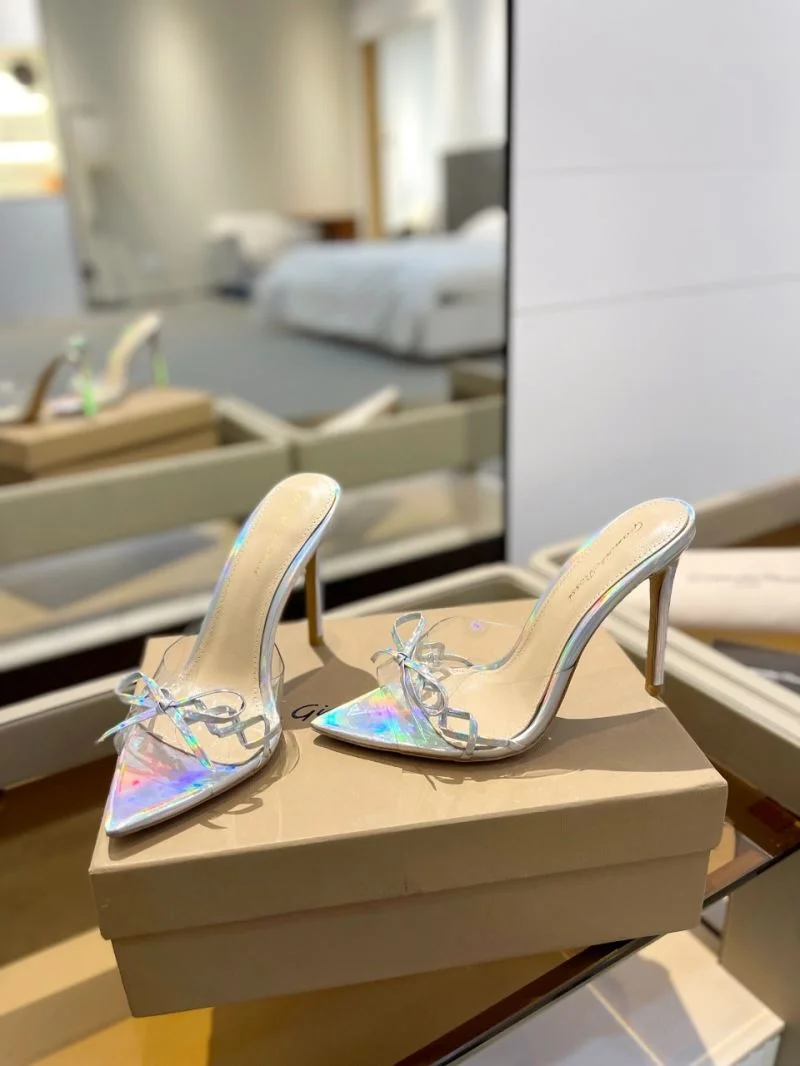 Gianvito Rossi Sandals Youthful 9990
