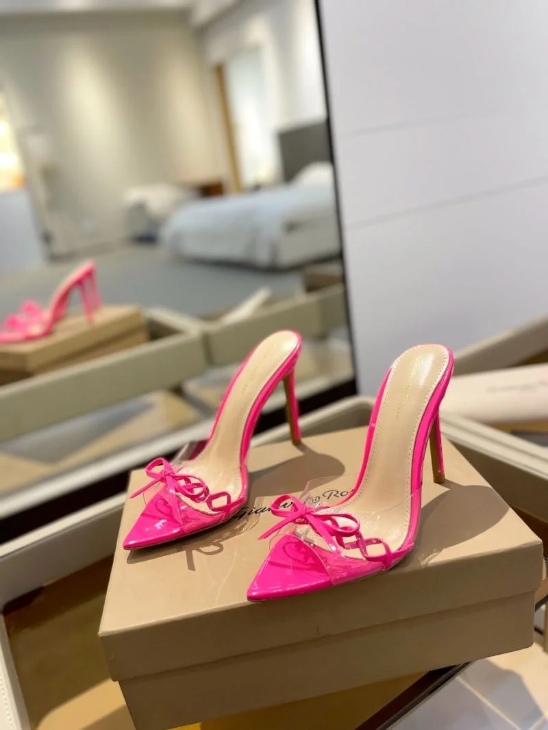 MoistureWicking Gianvito Rossi Sandals 10033