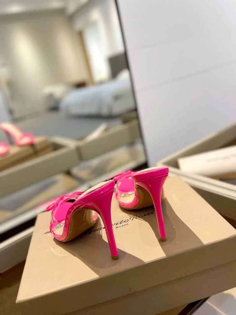 MoistureWicking Gianvito Rossi Sandals 10033