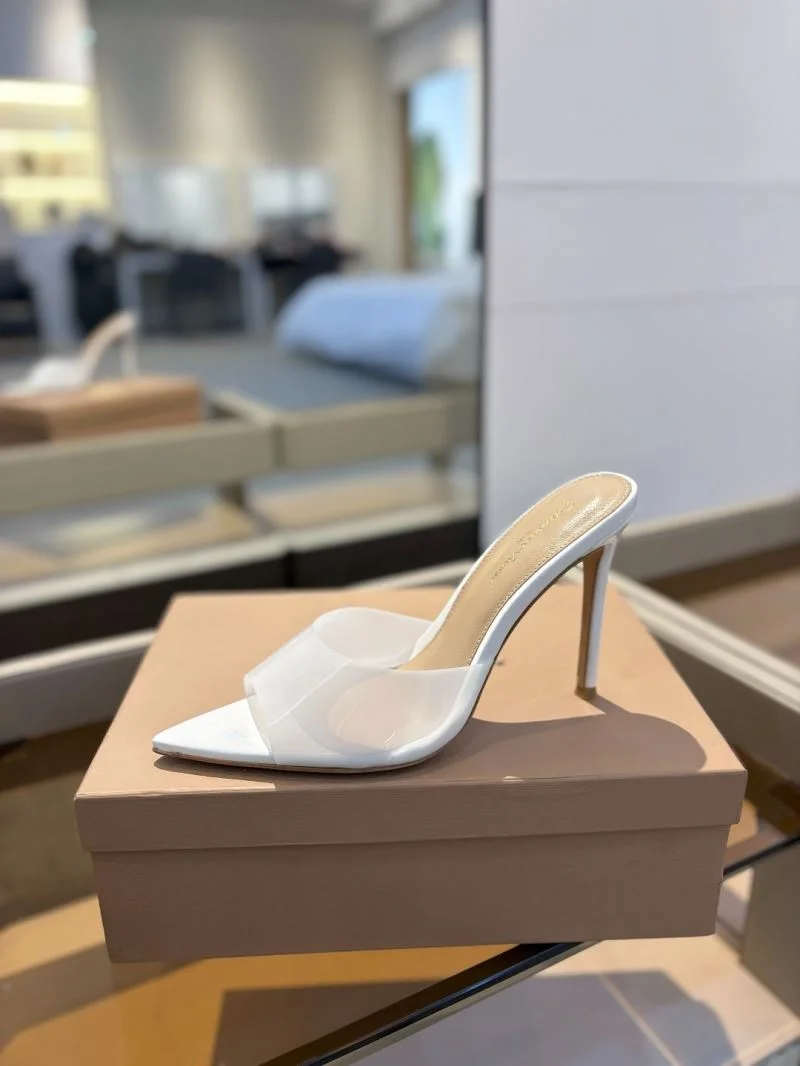 Minimalist Gianvito Rossi Sandals 9984