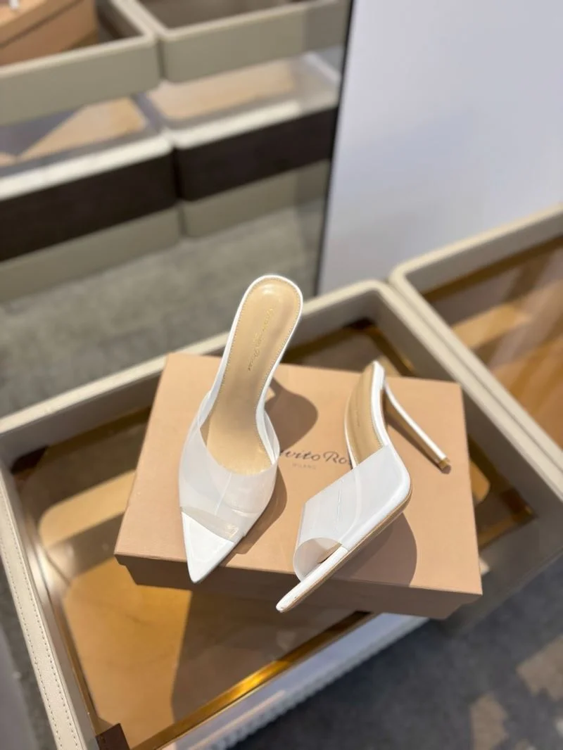 Minimalist Gianvito Rossi Sandals 9984