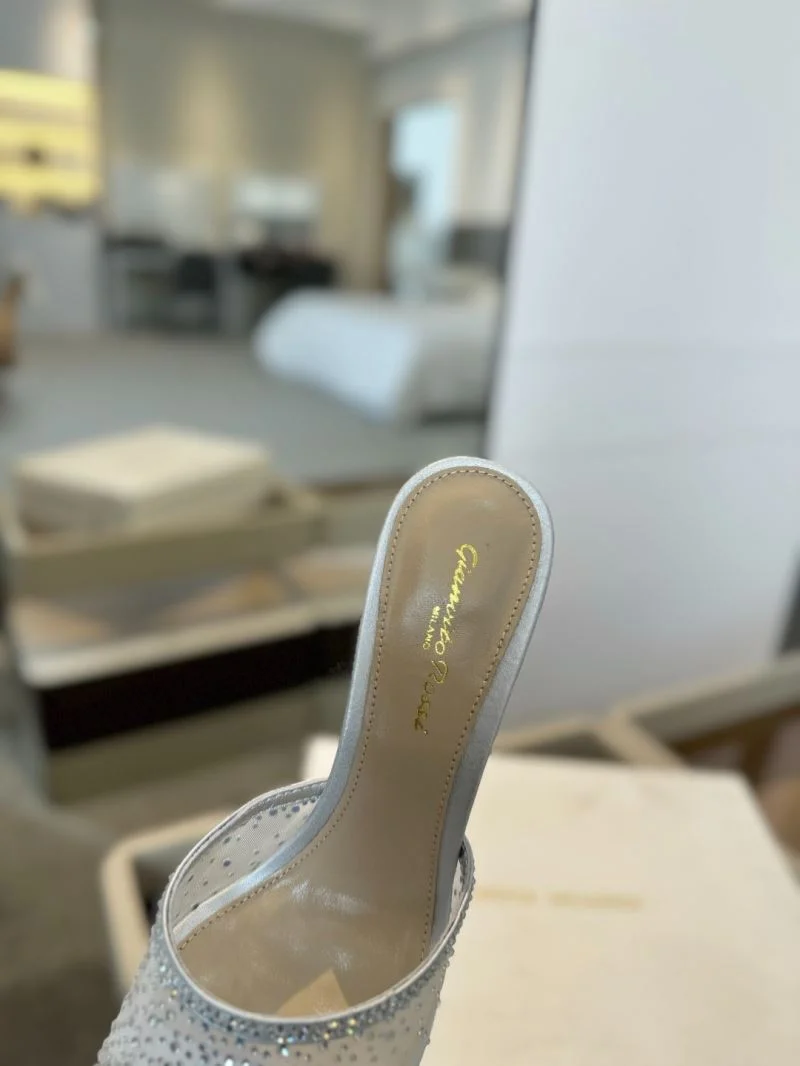 Lightweight Gianvito Rossi Sandals 10015
