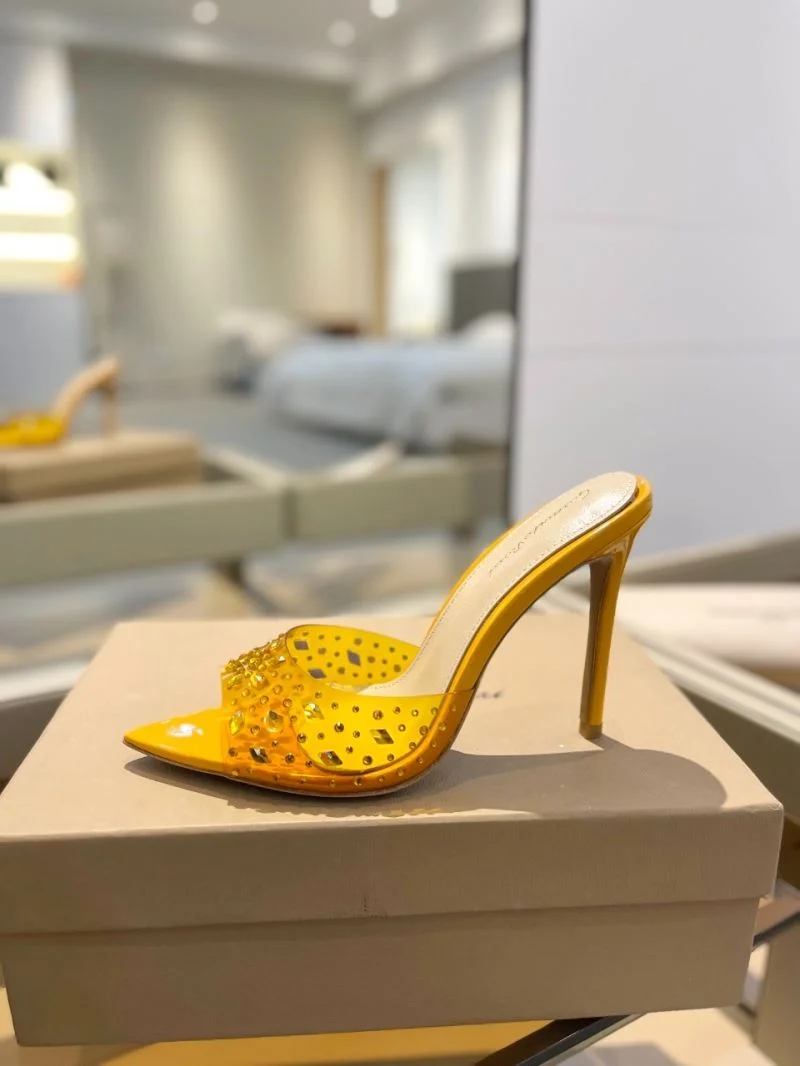 Gianvito Rossi Sandals SmoothTexture 10011