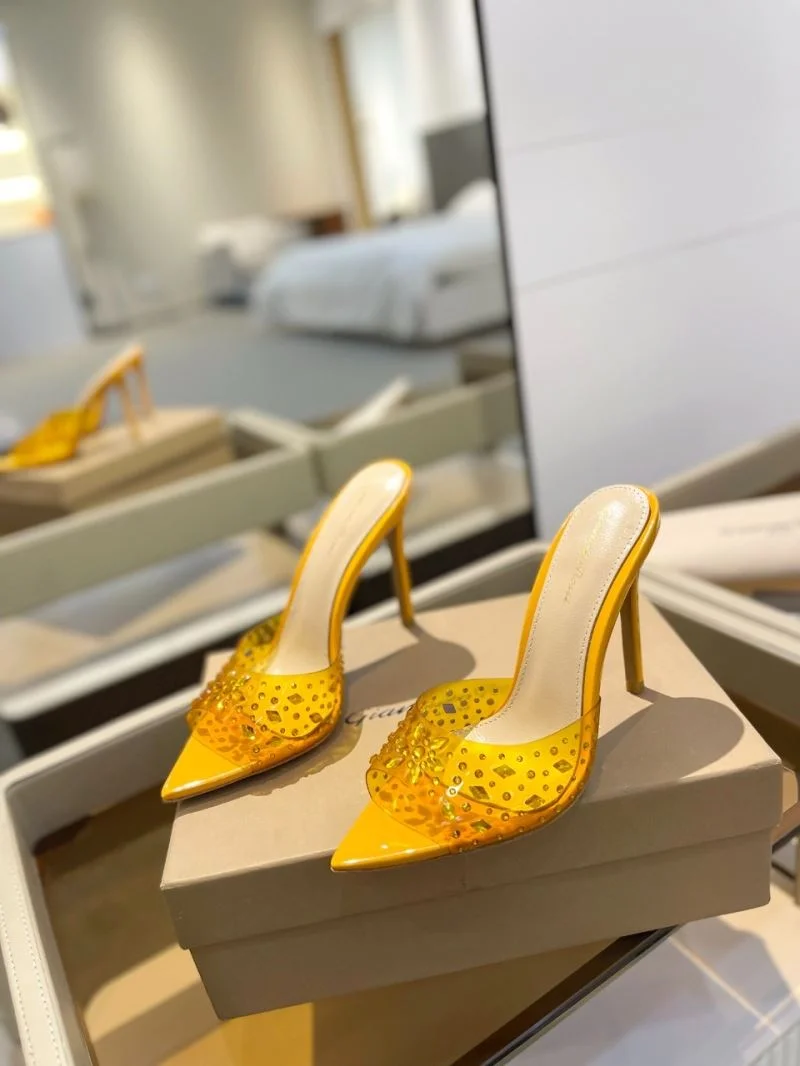 Gianvito Rossi Sandals SmoothTexture 10011