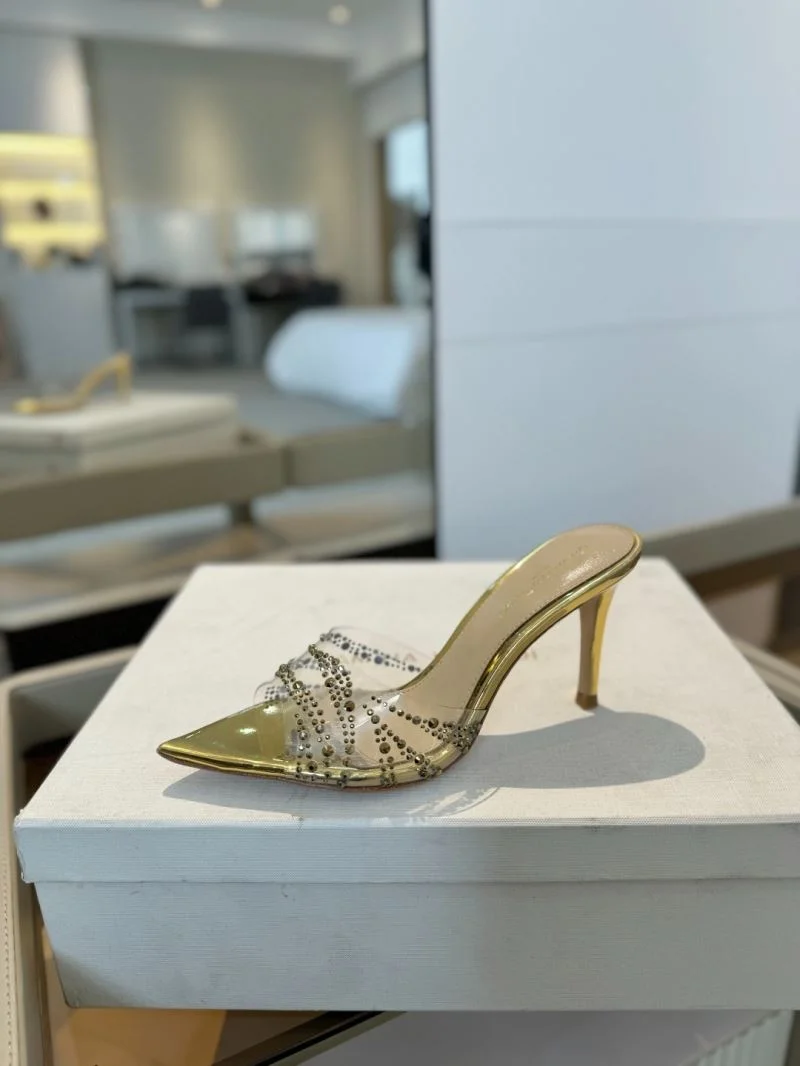 Trendy Gianvito Rossi Sandals 10009