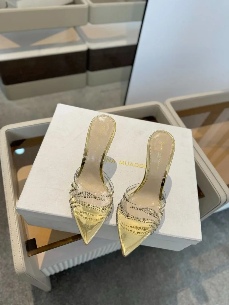 Trendy Gianvito Rossi Sandals 10009
