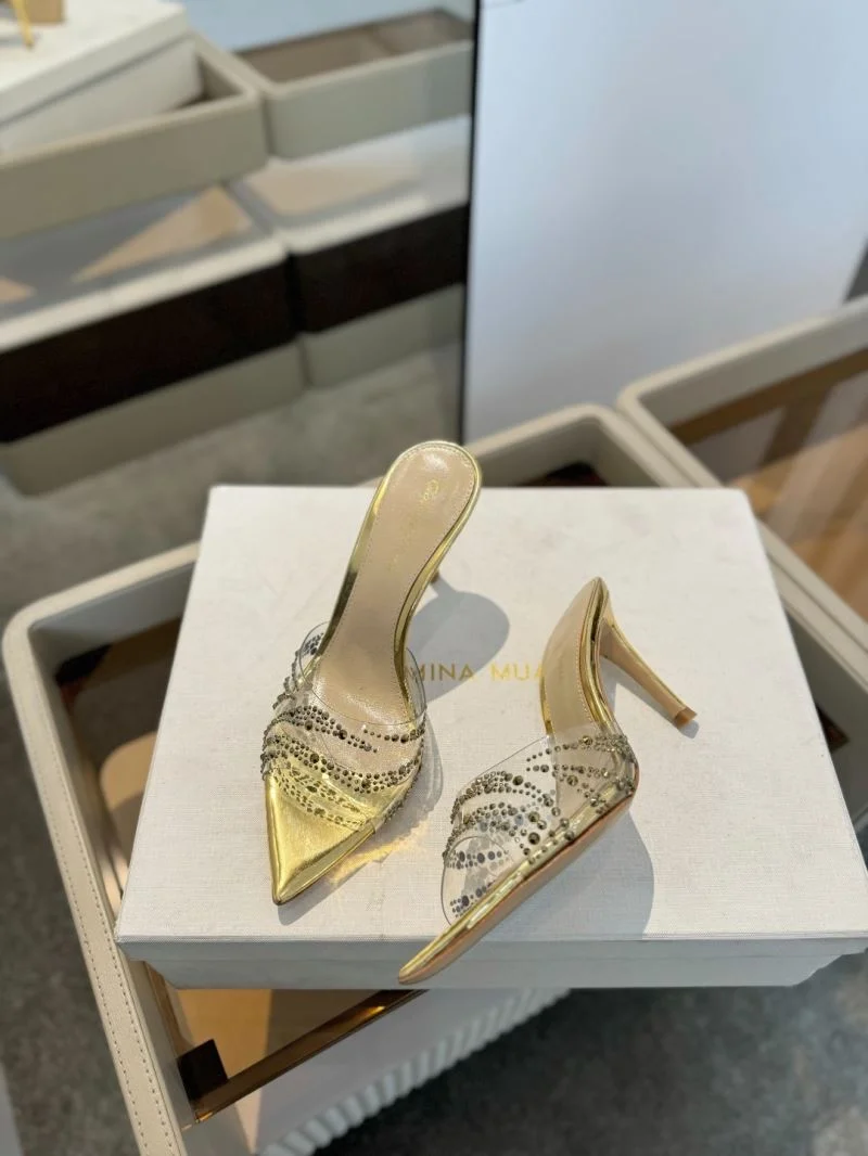 Trendy Gianvito Rossi Sandals 10009