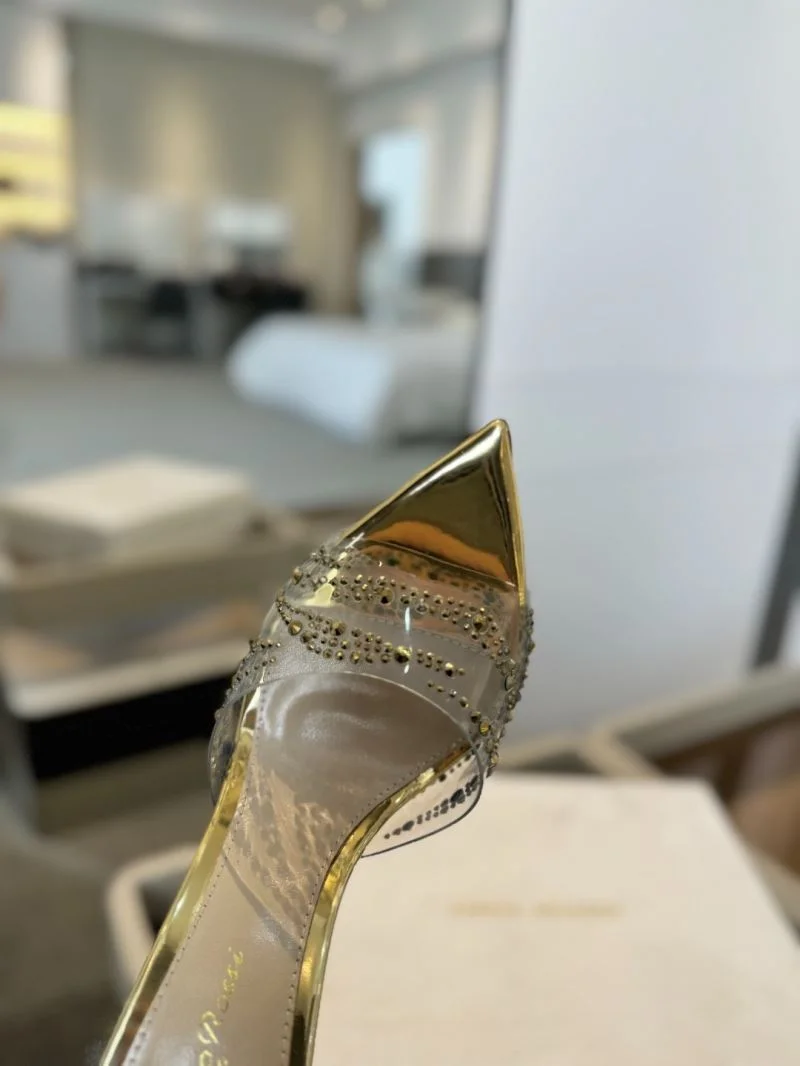 Trendy Gianvito Rossi Sandals 10009