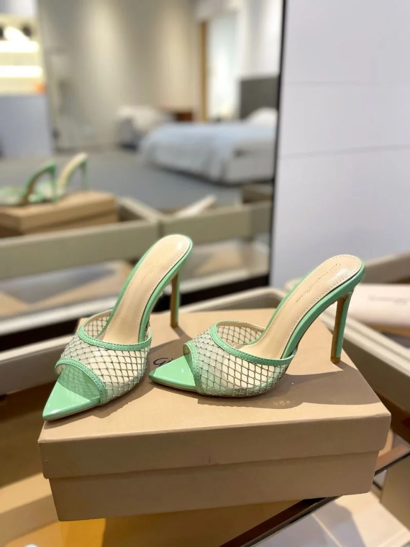 Fashionable Gianvito Rossi Sandals 9973