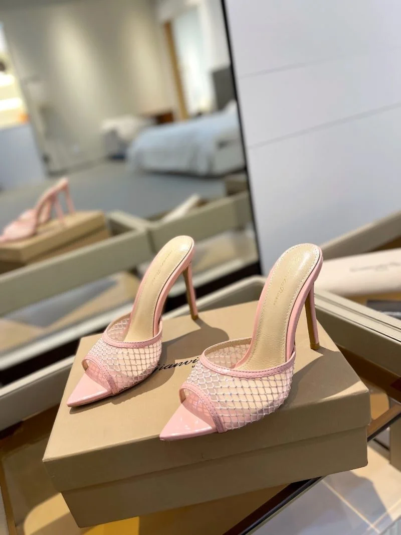 OdorResistant Gianvito Rossi Sandals 9994
