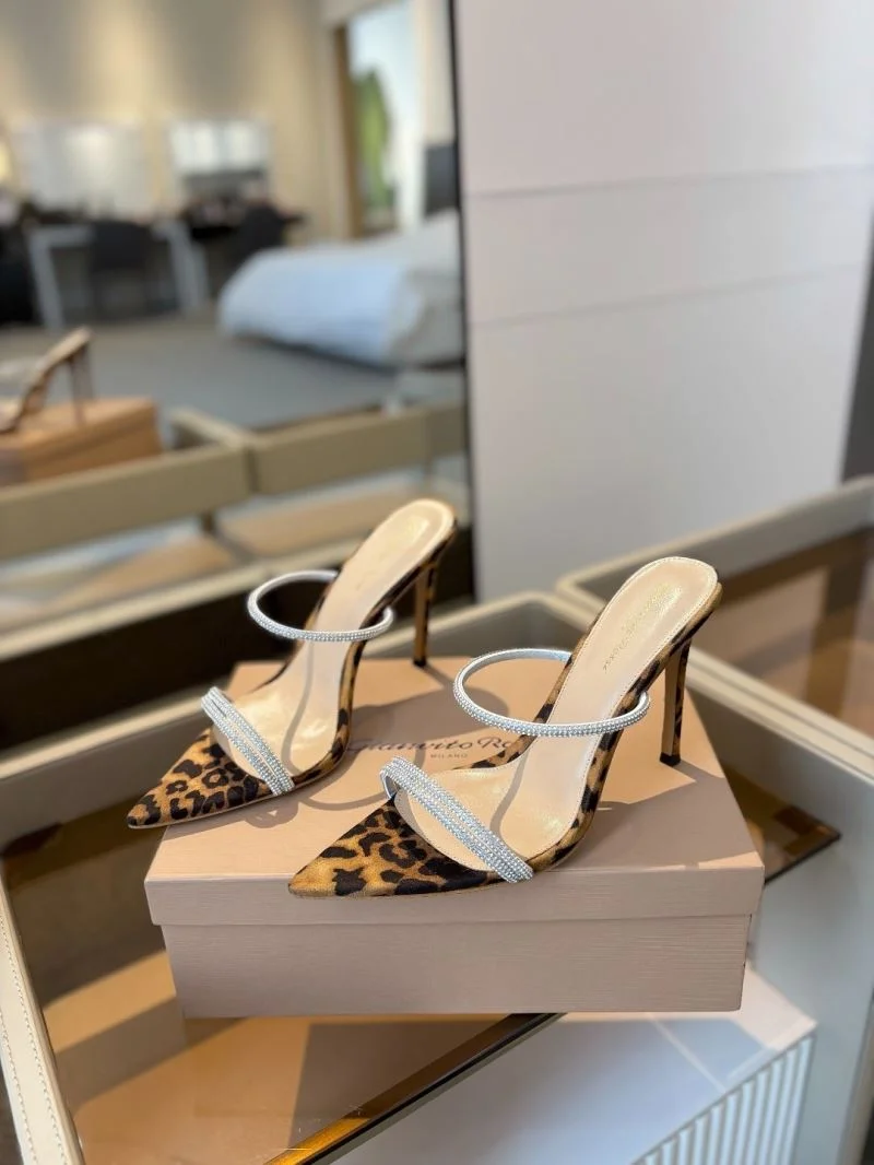 Sustainable Gianvito Rossi Sandals 10005