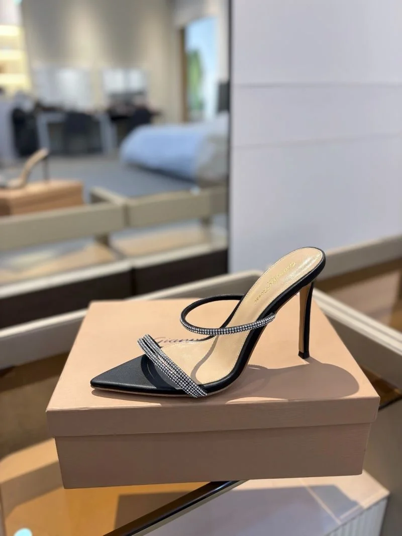 Neat Gianvito Rossi Sandals 9987